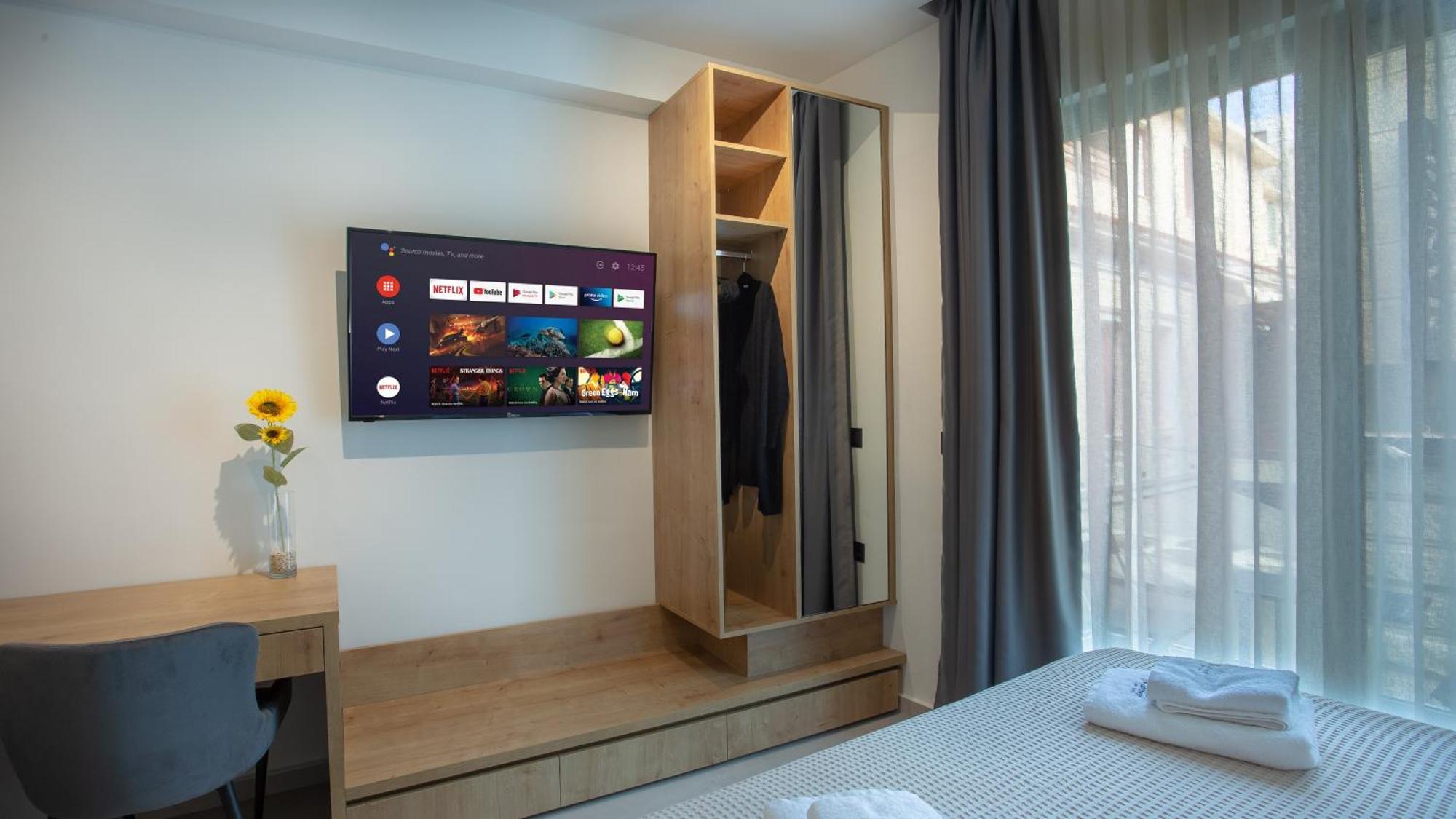 Sunflower Smartliving Suites Ираклион Экстерьер фото